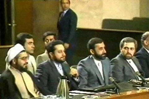 تماشا کنید: لحظات طلایی که از کف ایران رفت/ از تاخیر در پذیرش قطعنامه ۵۹۸ تا عدم احیای برجام به هوای زمستان سخت