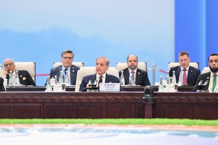 نخست‌وزیر پاکستان: تجاوزگری اسرائیل به ایران را با قوی‌ترین کلمات محکوم می‌کنیم