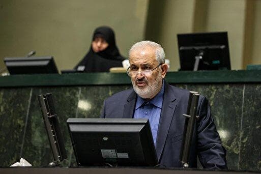 وزیر نیرو در مجلس: اخیرا خارجی به دلایلی که همه‌تان می‌دانید کشور ما را ترک کرده‌اند؛ حتی چینی‌ها هم از اینجا رفته‌اند / من وزیر صمت [دولت رئیسی] بودم؛ به شما عرض می‌کنم که وقتی دولت جدید را تحویل گرفتیم صنایع خاموش بودند / اقدامی را که دشمن در خطو گاز انجام داد، هیچ جا اعلام نکردم / آنچه ما [در دولت پزشکیان] تحویل گرفتیم مخازن خالی بود