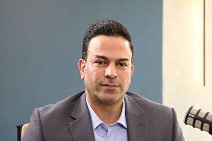 ویدیو/ انتقاد غلامرضا حداد، استاد روابط بین‌الملل از رادیکال‌ها: تورم و فقر زیاد «اصول» این‌ها را به خطر نمی‌اندازد، اما اگر به آمریکا روی خوش نشان بدهی، «اصول» به خطر می‌افتد/ در مقابل تغییر مقاومت می‌کنند، زیرا اگر ایران به سمت توسعه و رفاه چرخش کند، دیگر سهمی از منابع ندارند