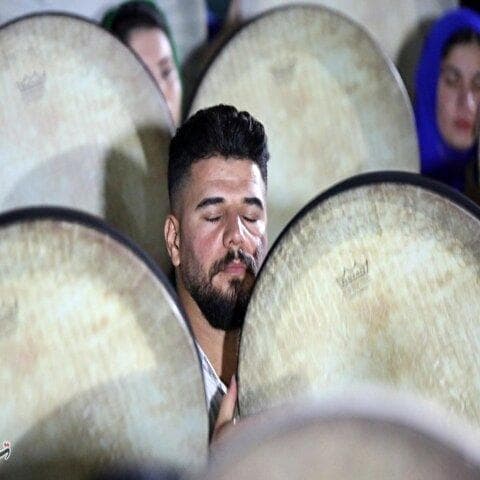 تصاویر: اجتماع بزرگ دف‌نوازان مریوان