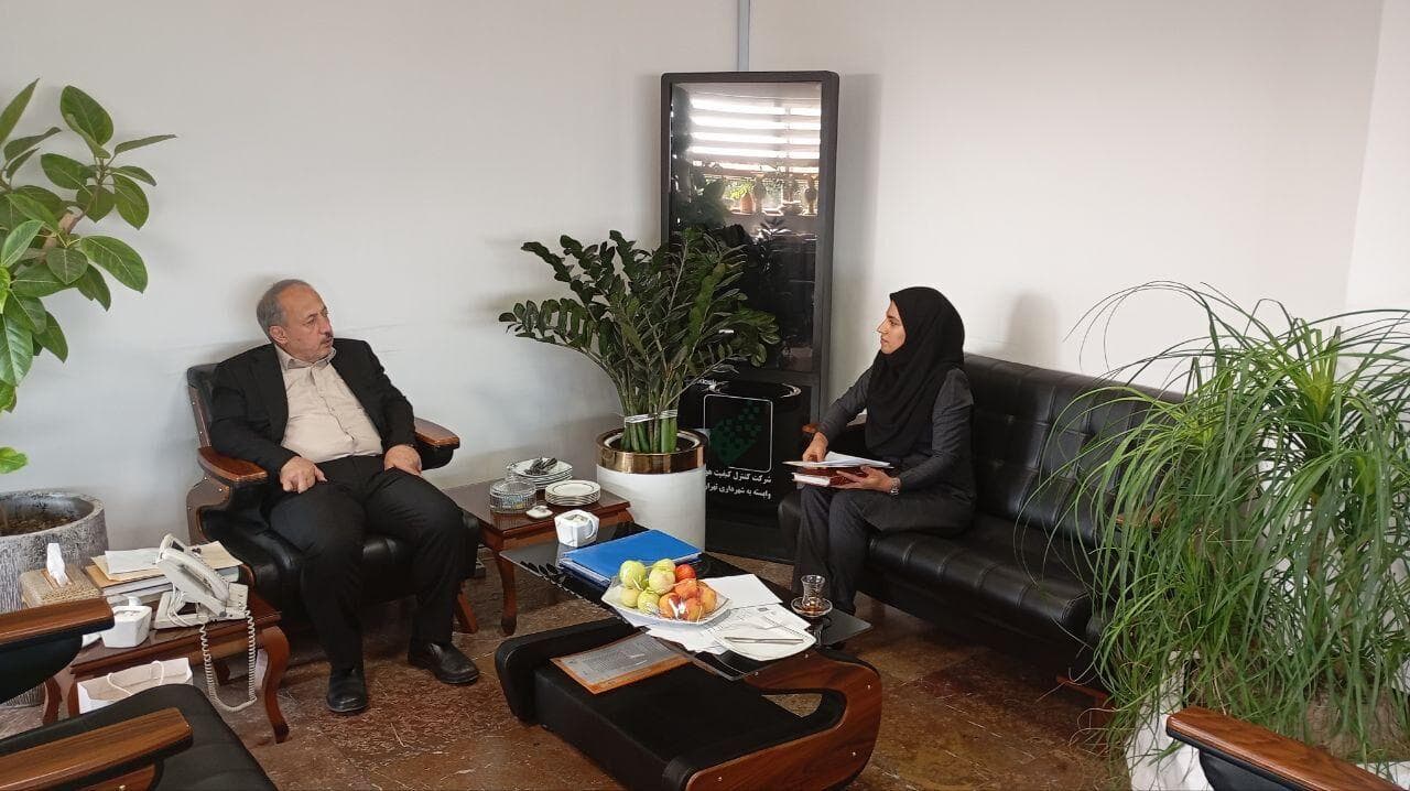 شهردار نوسود: در دیدار با معاون عمرانی وزیر کشور مصوباتی برای توسعه این شهر مرزی تصویب شد