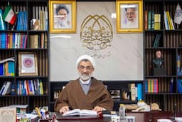 هر کسی به سرنای تفرقه بدمد اگر منافق نباشد، به طور قطع جاهل است