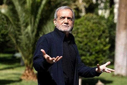 وزیر خارجه امروز درباره کریدور زنگزور گزارش دادند و قرار شد گفت‌و‌گو کنند؛ کریدور زنگزور آن چیزی نیست که در خبر‌ها بزرگش کردند/ خواسته‌های جمهوری اسلامی درباره مسیر زنگزور را همه طرف‌ها مراعات کردند/ چارچوب تمامیت ارضی و بسته نشدن راه ما به اروپا هم در آن دیده شده / تمام دغدغه ما این است که شرکت آمریکایی می‌خواهد این کریدور را راه بیندازد