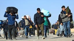 آمار‌های از اتباع خارجی غیرمجاز / امسال یکی میلیون و ۱۴۰ هزار تبعه غیرمجاز از کشور خارج شدند/ همچنان ۳ میلیون تبعه غیرمجاز در کشور حضور دارند / کاهش ۶ درصدی تراکنش‌های خرید نان پس از خروج بخشی از اتباع غیرمجاز