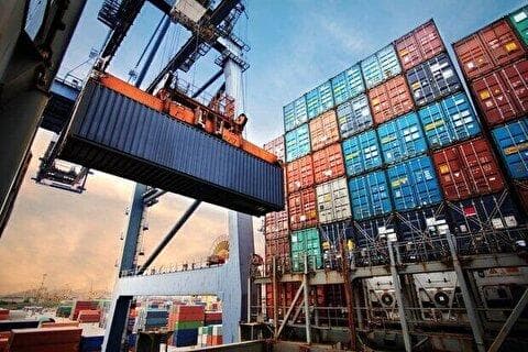 واکنش گمرک به شائبه نفوذ کانتینر‌های تجهیزات نظامی دشمن از طریق گمرکات در جنگ ۱۲ روزه: تمام کانتینر‌های وارداتی را اسکن می‌کنیم / افرادی که برای اولین بار اقدام به واردات می‌کنند کالای آنها دارای ریسک بالا محسوب می‌شود و حتما آن را از آشکارساز‌ها و دستگاه عبور می‌دهیم