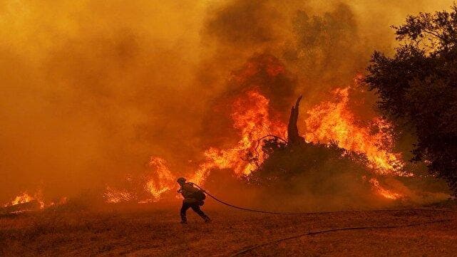 آتش‌سوزی در ارتفاعات «دیل»گچساران پس از ۱۴ ساعت مهار شد