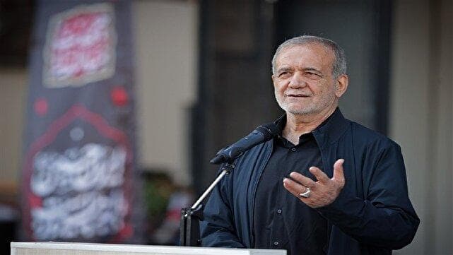 انتقاد رئیس جمهور از هدررفت ۷۰۰ میلیون دلار گاز مشعل/ این زیان‌ها را پایان دهید