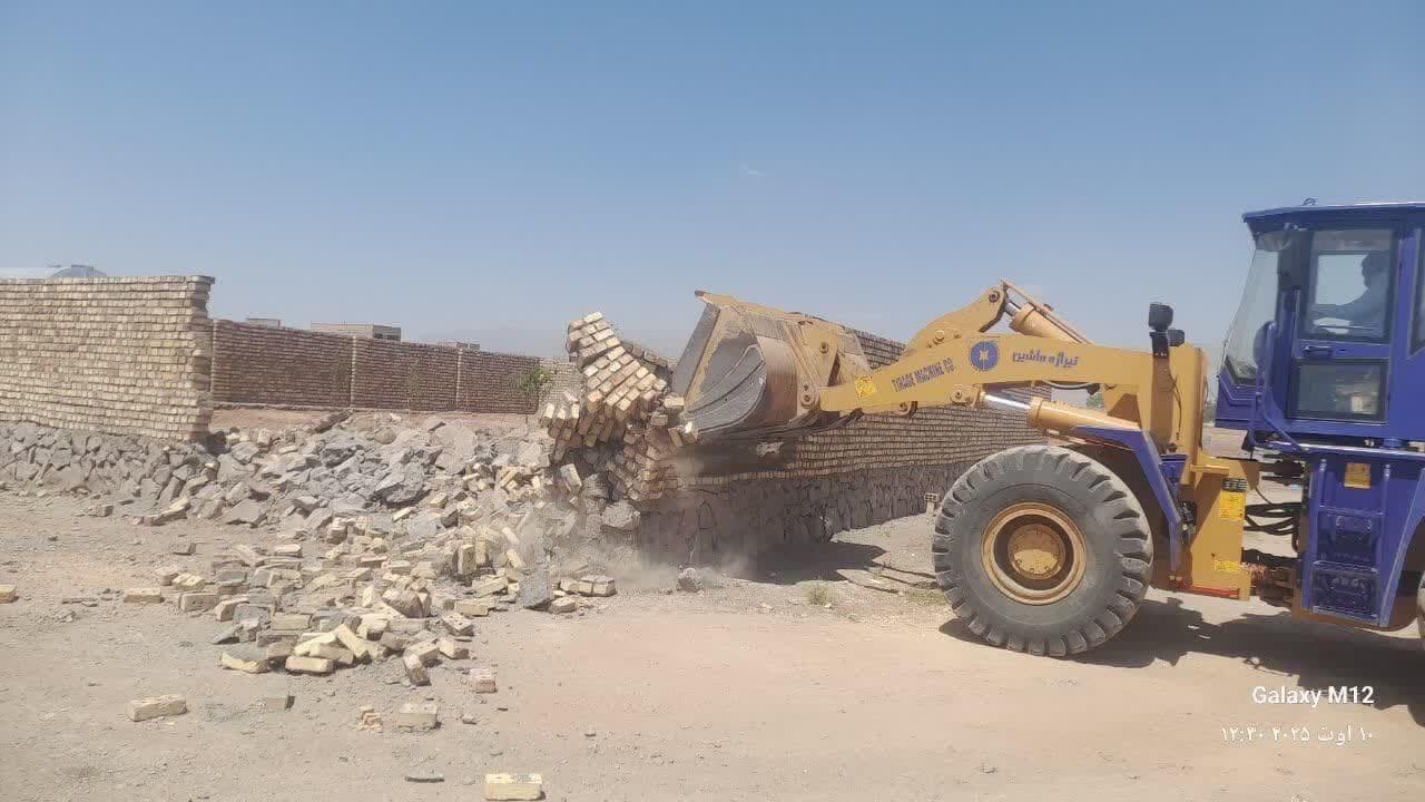 ساخت و ساز غیر مجاز؛ زخمی بر پیکر کشاورزی + عکس