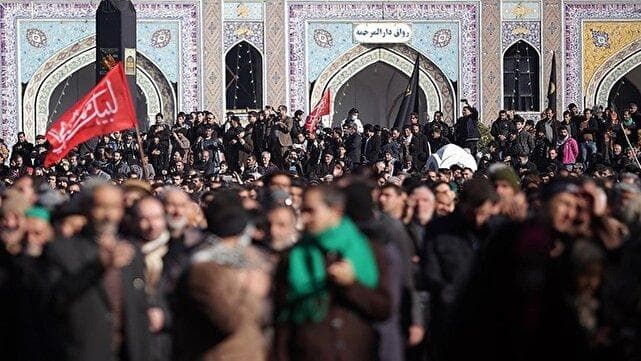 اعزام کاروان رضویون منطقه ده محمد به مشهد مقدس در روز‌های پایانی ماه صفر