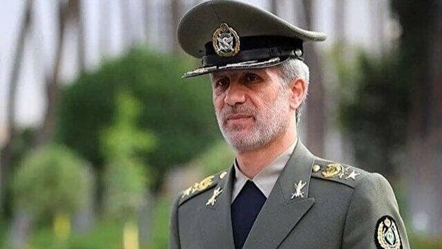 سرلشکر حاتمی: فرزندان ارتش به هر متجاوزی پاسخ کوبنده‌ می‌دهند
