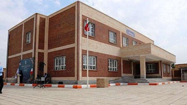 مدارس دولتی در همه مناطق تهران، وجود دارد؟