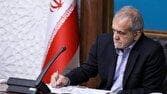 تلاش برای خدمتگزاری شایسته مبتنی بر عهدی است که با مردم بسته‌ایم