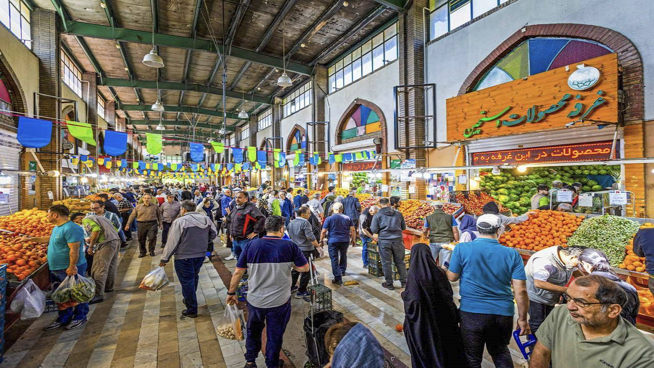 اختلاف قیمت ۳۵ درصدی میوه در میادین و بازار‌های میوه و تره بار به نسبت سطح شهر