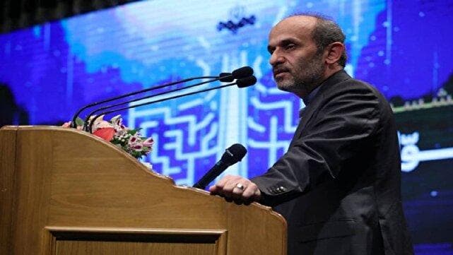 پیمان جبلی: ساختمان شیشه‌ای نماد شهداست