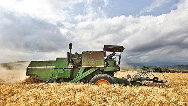 بهره وری تولید با توسعه مکانیزاسیون ۲۵ درصد افزایش می‌یابد