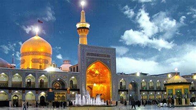 فیلمی از اعزام کاروان زیارت اولی‌ها از روستای جغدان به مشهد مقدس