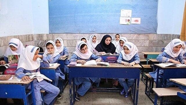 سردرگمی معلمان مدارس غیردولتی در استخدام