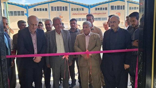 افتتاح یک واحد تولیدی در بانه به مناسبت هفته دولت