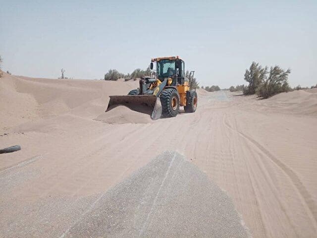بازگشایی محور علی‌آباد مظفری شهداد؛ راهداری به دنبال راه‌حل دائمی برای مناطق طوفان‌خیز