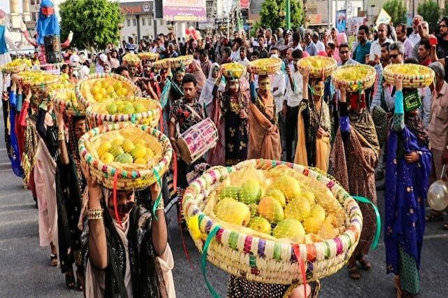 جشنواره انبه و یاسمن گل در میناب