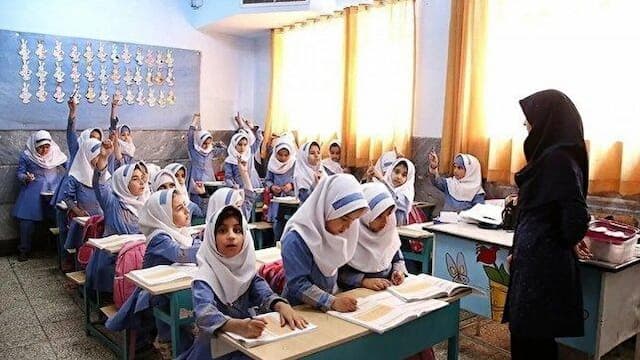 مهر متفاوت در لرستان؛ مدارس به سازمان‌های یادگیرنده تبدیل می‌شوند
