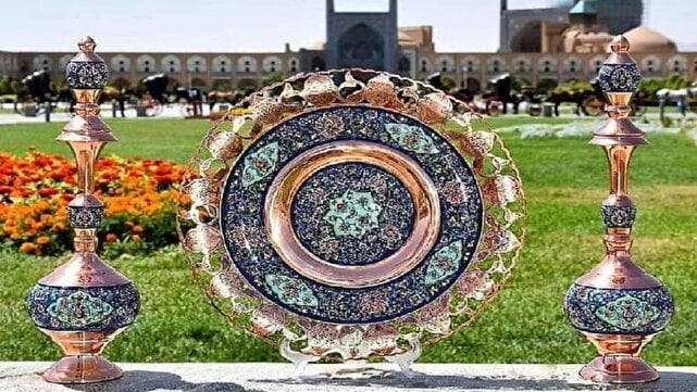 آیا صنایع دستی اصفهان در مسیر جهانی شدن عقب مانده است؟