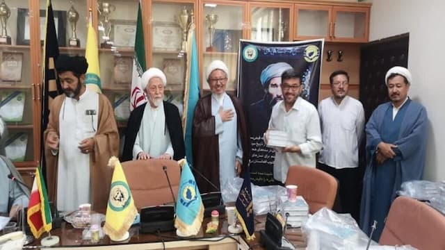 رونمایی از مجموعه آثار فیض محمد کاتب هزاره در قم با حضور چهره‌های علمی