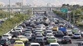ترافیک پرحجم و سنگین در برخی از معابر و بزرگراه‌های پایتخت