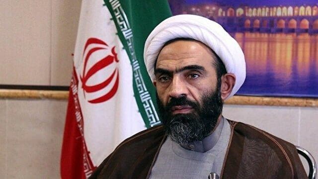 مسئولانی که وظیفه نظارت و توزیع محصولات دامی را به درستی انجام نمی‌دهند، مجرم هستند
