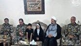 دیدار امیر صباحی‌فرد با خانواده یکی از شهدای ارتش در درفاع مقدس ۱۲ روزه