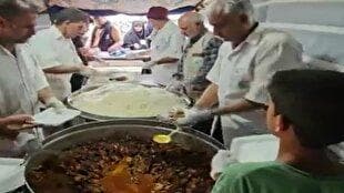 پخت روزانه ۸ هزار پرس غذا برای زائران اربعین حسینی