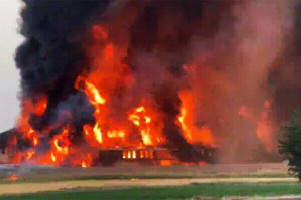 حادثه انبار به دلیل بی‌تدبیری رخ داده و در حال بررسی است