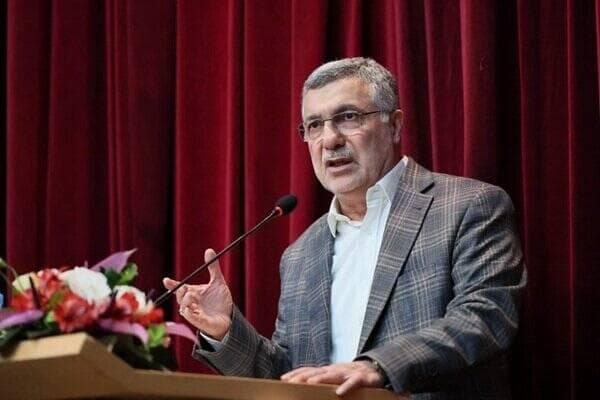 ظفرقندی: حقوق رزیدنت‌ها از این ماه ۳۰ درصد افزایش می‌یابد