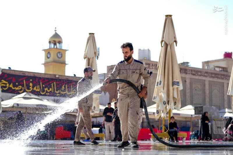 عکس/ شست‌وشوی حرمین سامرا توسط خادمان