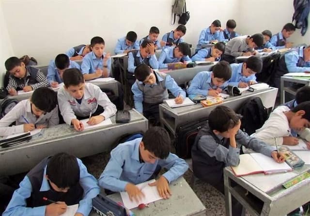مدرسه‌ها در اول مهر زنده می‌شوند، شایعه تکذیب شد