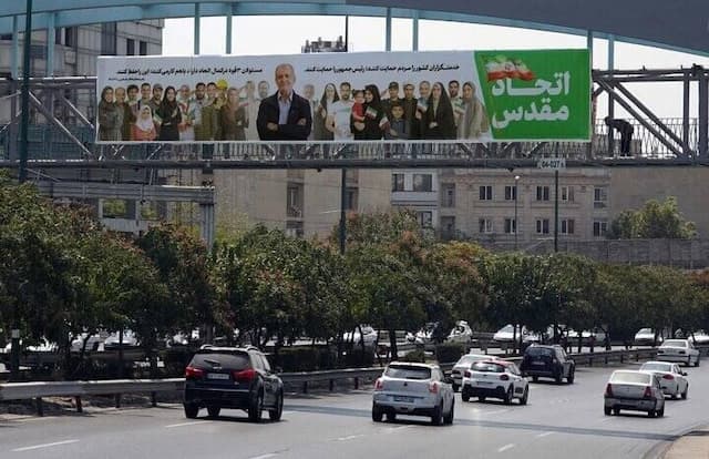 اکران تصاویر فرهنگی با مضمون «اتحاد مقدس» در پایتخت