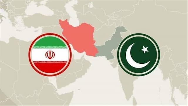 اعلام آمادگی پزشکیان برای کمک به سیل زدگان پاکستانی