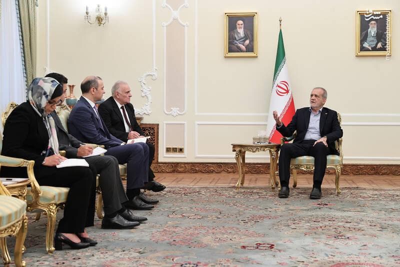 هیچ قدرت خارجی نباید بتواند خللی در روابط ایران و ارمنستان ایجاد کند