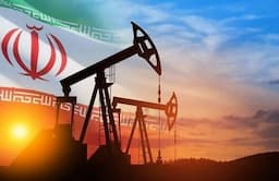 رکوردشکنی صادرات نفت ایران در اوج تحریم و جنگ