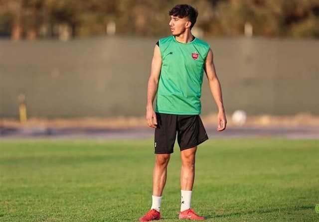 درخواست عجیب براجعه از پرسپولیس؛ قراردادم را ۲۰ برابر کنید!