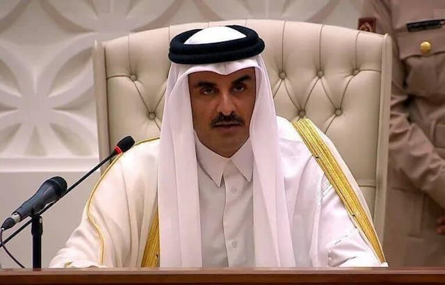 امیر قطر پیام رئیس جمهور ایران را دریافت کرد