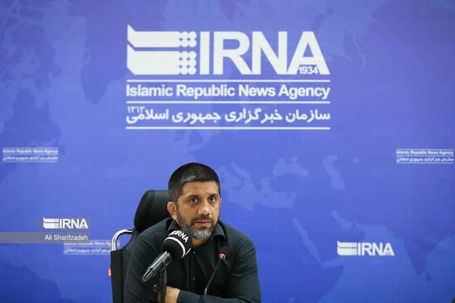 دبیر: برای مدال المپیک و جهان چرتکه نندازید/ وزیر حامی کشتی است