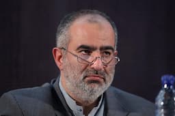 انتقاد تند مشاور روحانی از پزشکیان؛ دست از خوشمزگی و بدیهه‌سرایی بردارید| «پراکنده‌گویی» نکنید...