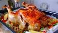 طرز تهیه مرغ شکم‌پر مجلسی و خوشمزه (فیلم)