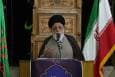 مردم ایران با صبوری در مقابله با دشمنان ایستادگی می‌کنند