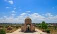 نقوش داخل بقعه شیخ کلخوران اردبیل مطالعه می‌شود