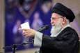 توئیت عبری KHAMENEI.IR از بیانات رهبر انقلاب در مراسم عزاداری امام رضا(ع)