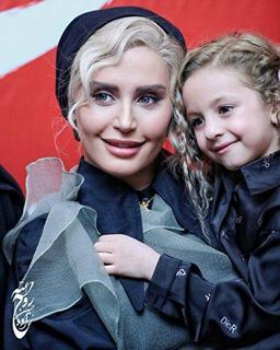 اکران فیلم کج پیله با حضور الناز شاکردوست و نعیمه نظامدوست/عکس