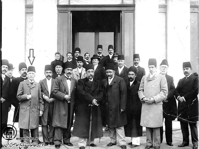 غربگرایی با استحاله زبان مادری